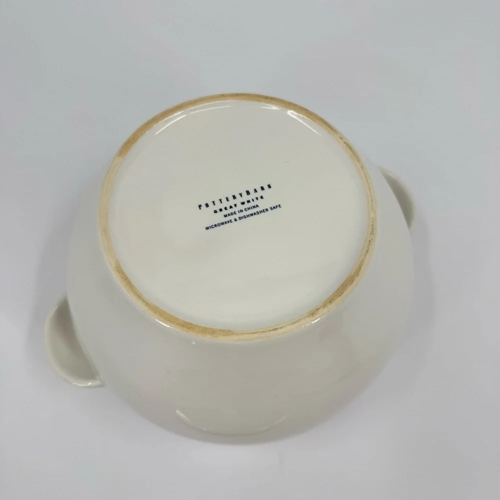POTTERY BARN CHINA Great White Collection Rim Shape Soup Tureen, Lid, and Ladle